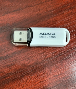 Stick memorie usb ADATA 32 GB