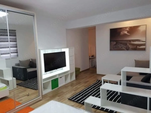 De închiriat garsonieră Apărătorii Patriei