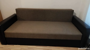 Canapea extensibilă spațioasă