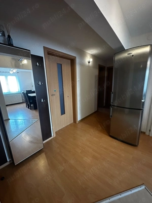 Inchiriez apartament 3 camere, Resita, Micro 3  - imagine 3