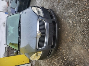 Vand intreaga pentru piese sau dezmembrez skoda fabia 2 2008 1.4 benzina - imagine 2