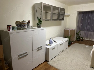 Mobilier de vânzare 