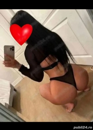 te astept la mine sa ne distram 