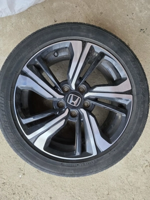 Proprietar,vand Honda Civic Sedan, 2019, CVT Automata,70000km+set jante+cauciucuri vara - imagine 6