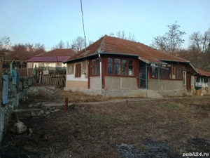 Casa de vanzare nelocuibilă - imagine 3