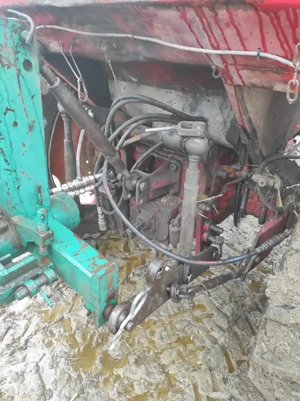 Tractor UTB 651 - imagine 4