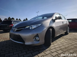 Toyota Auris 1.3 VVTi Euro 5 benzina an 2013