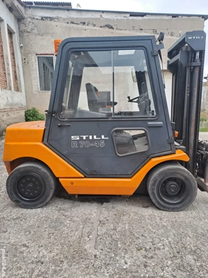 Motostivuitor de vanzare ridică 4,5 tone Revizie efectuată Detalii la tel.  .