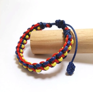 Brățară tricolor handmade unisex - roșu, galben & albastru, reglabilă, specificați femei bărbați