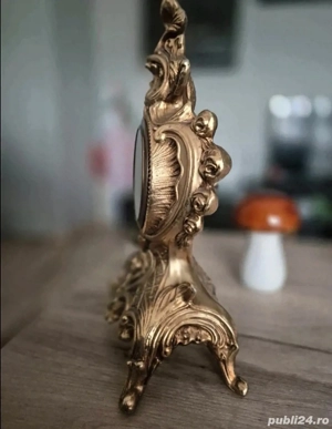 Ceas de masă Mercedes