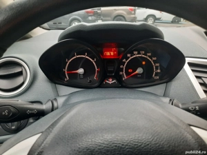 Vand Ford Fiesta ,1.6 benzina, af 2011 - imagine 11