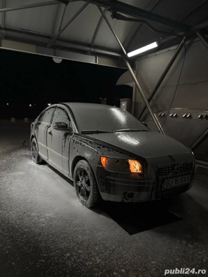 volvo s40.   - imagine 2