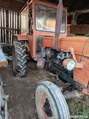 Vând tractor U650 cu plug - imagine 3