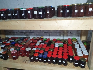 Vindem gemuri și dulcețuri făcute acasă - imagine 2