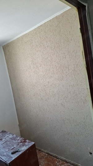 apartament de vânzare cu 3 camere 