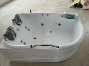 vand cada cu hidromasaj 