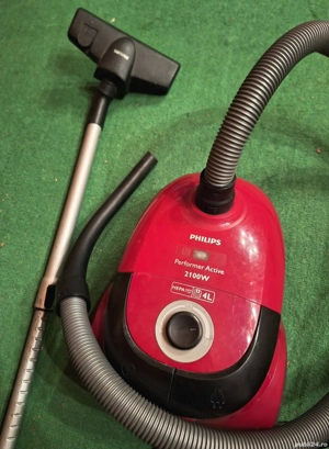 Aspirator Philips Performer Active 2100W filtru Hepa de 4L cablu lung