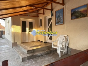 Casa cu 3 camere  in Cetate la asfalt cu 1176 mp Teren - imagine 9