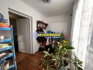 Casa cu 3 camere  in Cetate la asfalt cu 1176 mp Teren - imagine 12