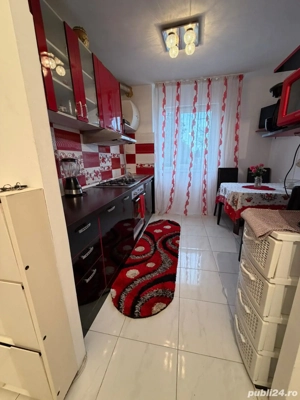 Vând apartament 2camere +garaj sau Închiriez - imagine 8