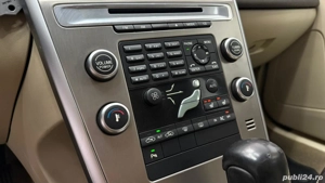 ** Volvo XC60 ** - imagine 9