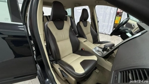 ** Volvo XC60 ** - imagine 18