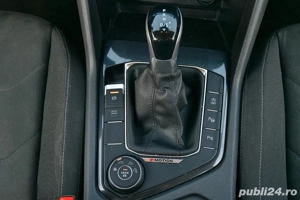 VW Tiguan 2021 2.0 TDI 200 CP DSG 4Motion IQ Matrix  Revizii la zi - imagine 10