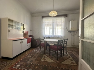 Apartament in casa spațios la doar 5-7 minute de Centrul Istoric - imagine 13