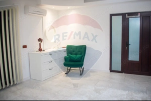 Casă / Vilă cu 5 camere de vânzare - imagine 12