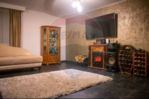 Casă / Vilă cu 5 camere de vânzare - imagine 10