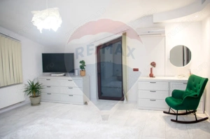 Casă / Vilă cu 5 camere de vânzare - imagine 15