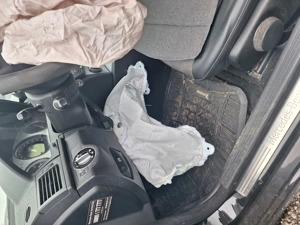 Vand Mercedes-Benz C180 avariata - imagine 7