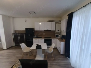In Bloc Nou cu Centrala și Loc Parcare Privat, Mobilat Nou,280 E, Merita Văzut 100%