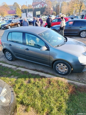 Vând golf 5 1.9 tdi - imagine 3