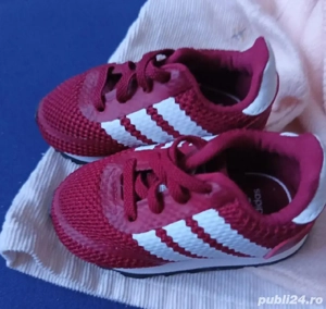 Adidași copii Adidas originali   vișinii, mărimea 19, unisex, nou fără etichetă