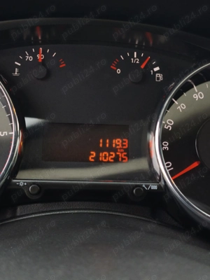 Peugeot 5008 1.6 hdi,din 2012. - imagine 2