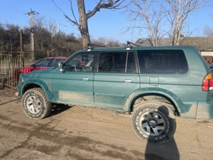 Mithsubishi pajero sport - imagine 4