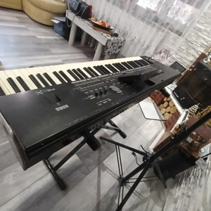   Vând Korg Pa3x - imagine 4