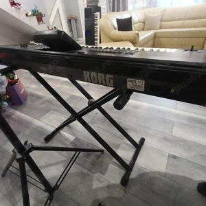   Vând Korg Pa3x - imagine 2
