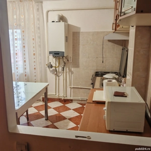 Vând apartament 2camere zona centrală în spate la Clubul Polițiștilor,etaj 2  4 loc parcare asigura - imagine 3