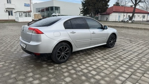 Renault Laguna 3 2.0dci 150cai - imagine 4