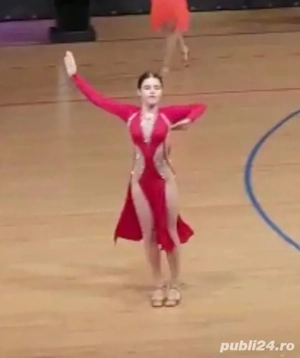 Vand rochie de dans sportiv 11-12 ani