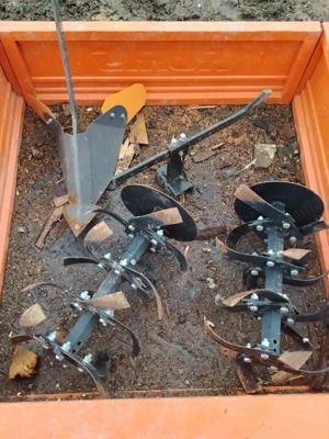 vand mutucultor stare foarte buna 