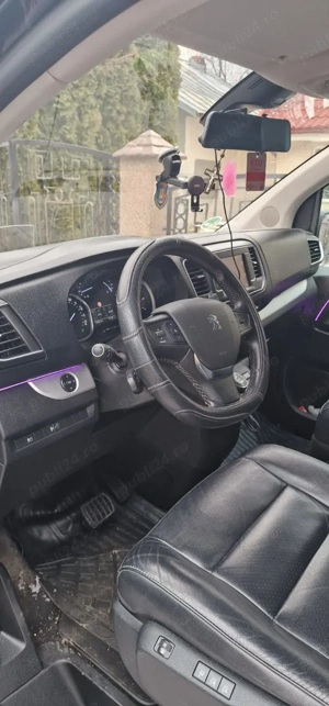 Peugeot Traveller VIP 2021  - imagine 9
