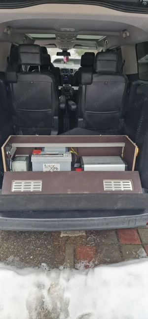 Peugeot Traveller VIP 2021  - imagine 10