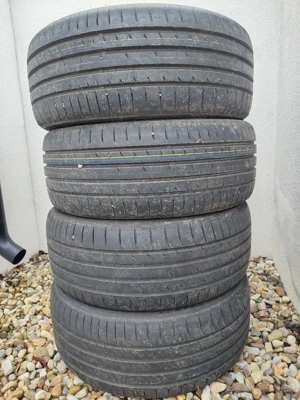 Anvelope vara Mazda 3 215/ 45R 18 89W