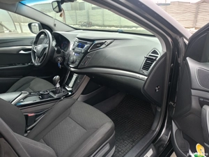 Proprietar vând Hyundai i40  - imagine 10