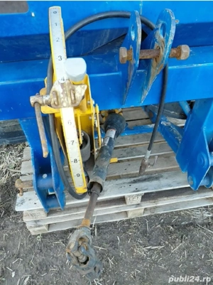 Vând distribuitor îngrașeminte (MEA) - imagine 7