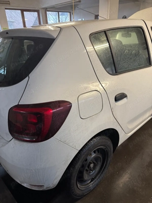 Dezmembrez Dacia sandero Logan