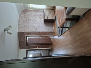 Vând apartament cu două camere